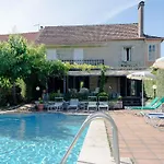 Casa Archsenseapartments. * Anceu
